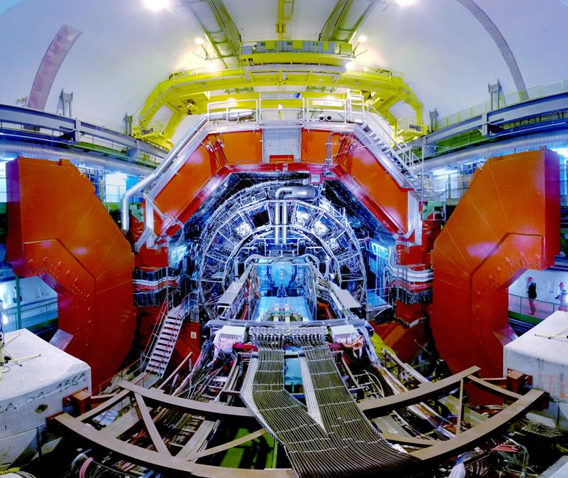 Mexican Team Develops Cosmic Ray Detector For The Large Hadron Collider