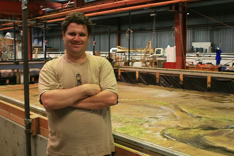 Christian Braudrick realistic meandering river train set size