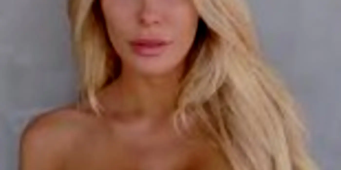 Hugh Hefner's Wife Was Not Poisoned By Breast Implants