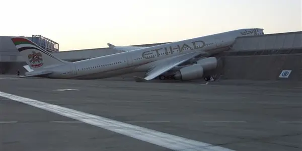 What happens when you don't set the parking brake on your jumbo jet