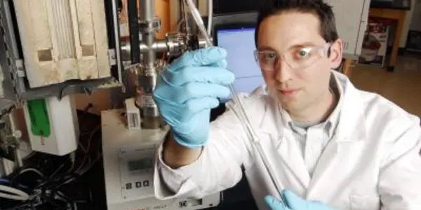 Hyperbranched Aluminosilica Absorbs CO2 From Coal Plant Smokestacks