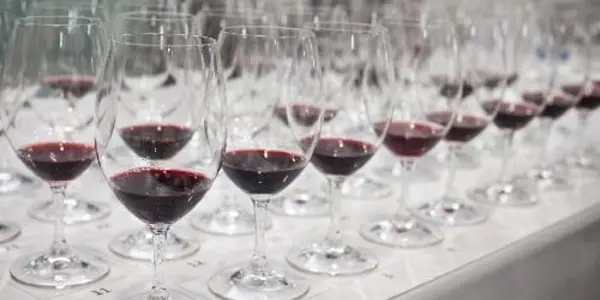 Wine Yeast Genomes Lack Diversity
