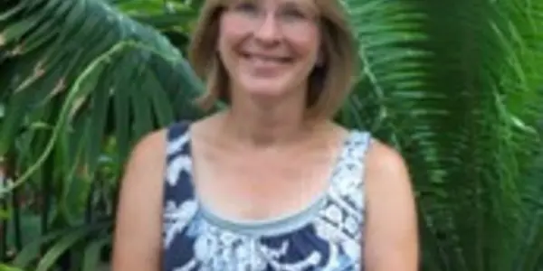 Nutritionist Attacked After Debunking ‘Glyphosate In Milk’ Study - Here's How She Responded