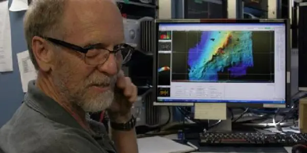 How The Earth's Pacific Plates Collapsed