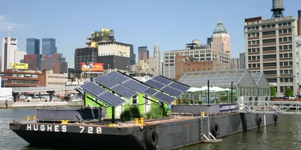 NY Sun Works: The Science Barge