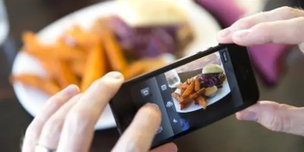 How Instagram Ruined Dinner
