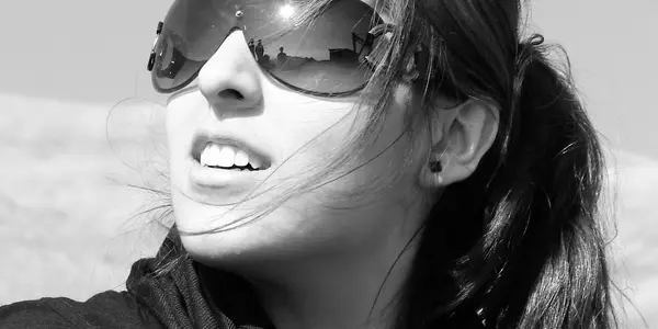 Understand Quantum Disprove Of Realism Wearing Cool Shades