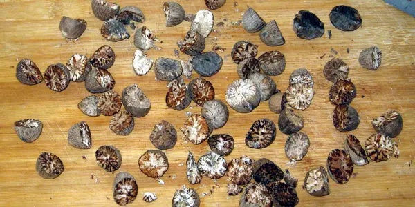 Nutmeg Liquor