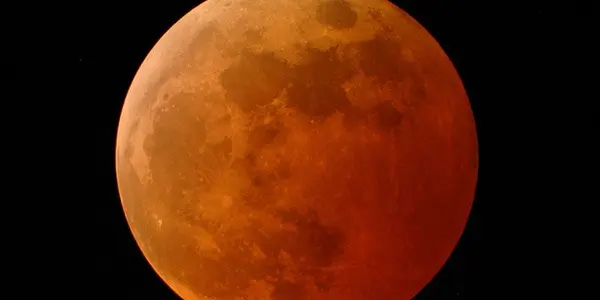 Why The Moon Looks Red During A Lunar Eclipse