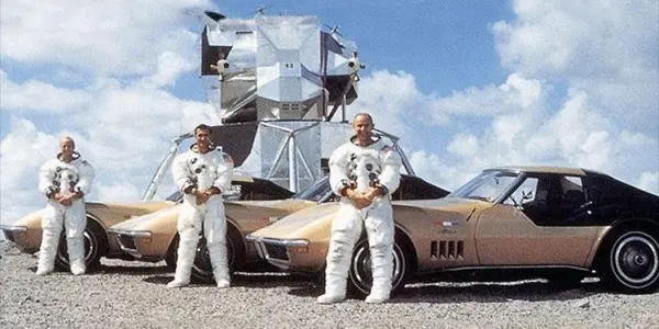 In The '60s, GM Gave Astronauts Corvettes For $1 a Year - Now One 'Astrovette' Is In The Historic Register