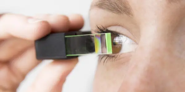 Data Glasses That Make You Look Less Like A Dork