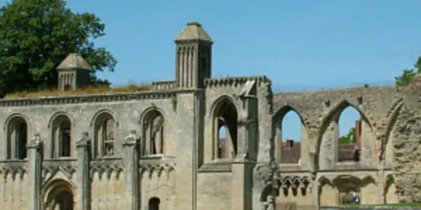 Glastonbury - Britain's Oldest Glass Town