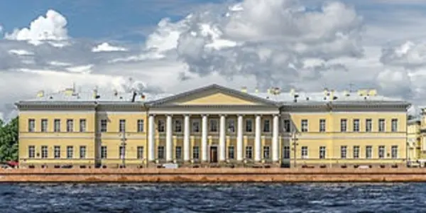 Statistical Physics Attacks St. Petersburg: Paradox Resolved
