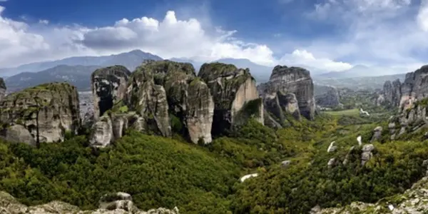 Ethics, Group Psychology And Meteora – A Tour Group Dilemma