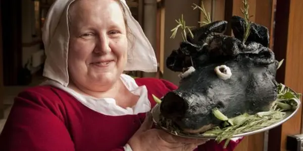 Christmas Dinner In Medieval Times Wasn't What You Think