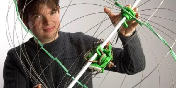 Novel Robot Jumps Like A Grasshopper
