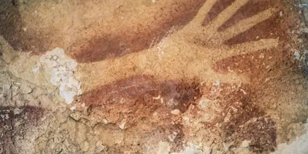 40,000 Year Old Rock Art Found In Indonesia