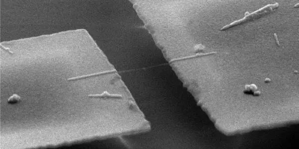 Carbon Nanotube Mass Sensor Weighs Atoms With Super Resolution