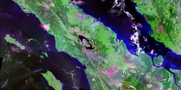 Let's play Impact Crater or not Impact Crater.