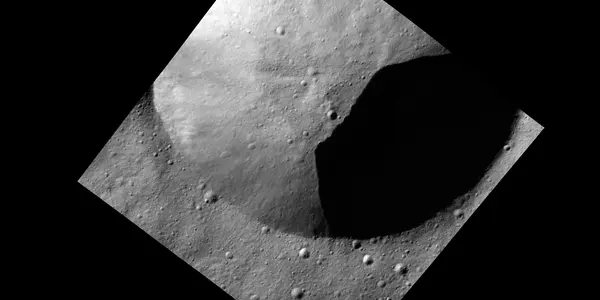 High Resolution Images Of Vesta By DAWN