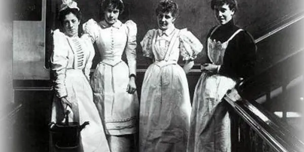 Did The Victorian Era Repress Left-Handed People Too?