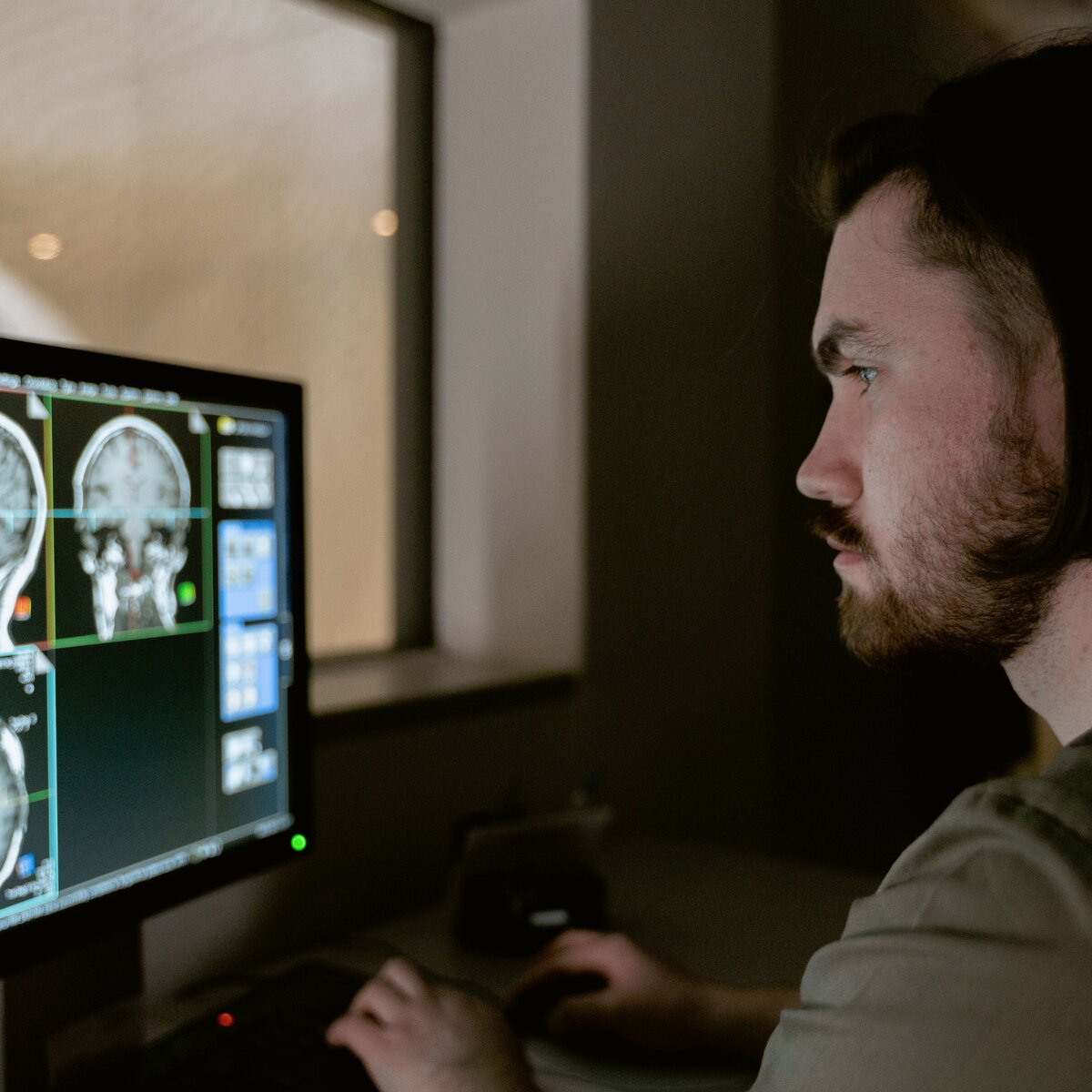 science20.com - Mark Pierce - AI Is Making MRI Smarter: But It May Also Be Changing What We See